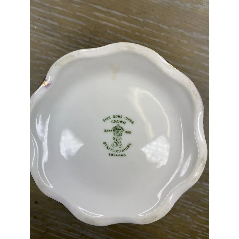 Staffordshire Candle Holder Bone‎ China White Flower Gold